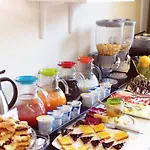 Mia Suites