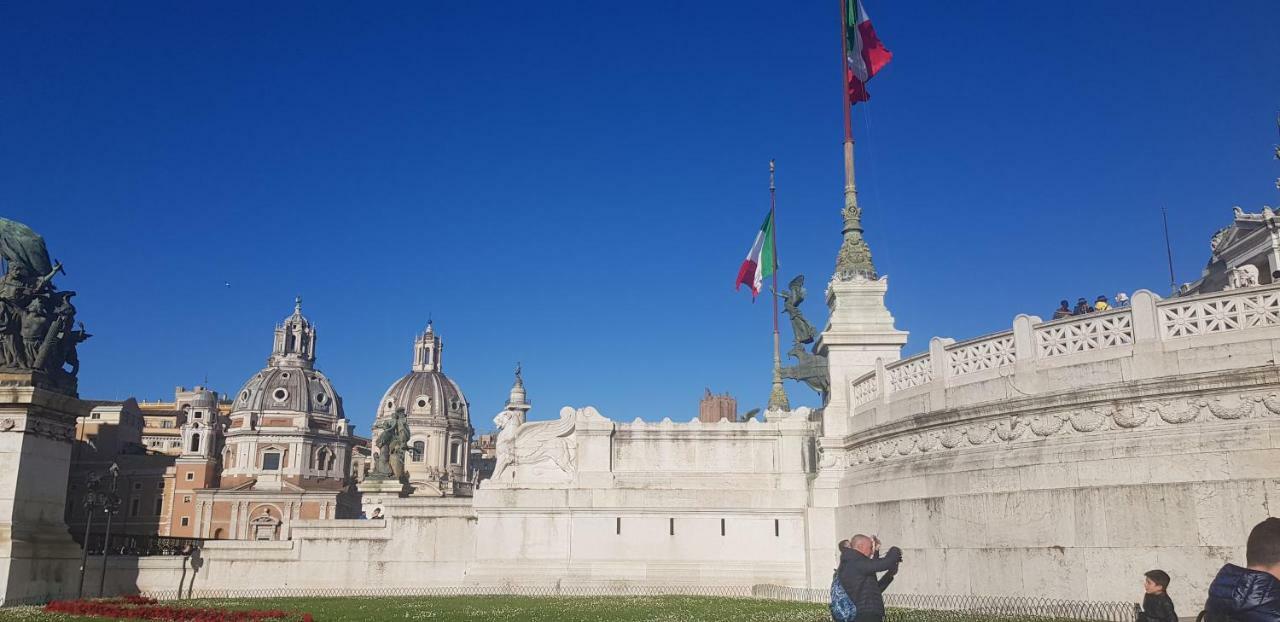 Mia Roma
